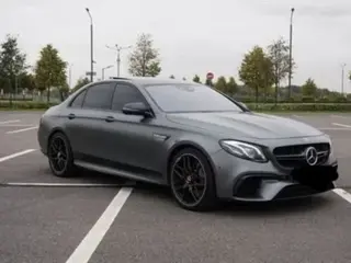 Mercedes-Benz E 63 AMG