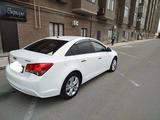 Chevrolet Cruze 2013 года за 3 500 000 тг. в Атырау – фото 3