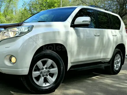 Toyota Land Cruiser Prado 2015 года за 17 000 000 тг. в Актобе – фото 11