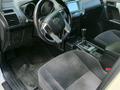 Toyota Land Cruiser Prado 2015 года за 17 000 000 тг. в Актобе – фото 24