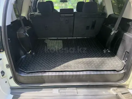 Toyota Land Cruiser Prado 2015 года за 17 000 000 тг. в Актобе – фото 34