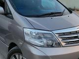 Toyota Alphard 2004 годаүшін5 800 000 тг. в Актау – фото 2