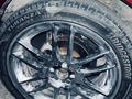 ! Резина 235/45R18 Bridgestone с дисками за 180 000 тг. в Алматы – фото 2