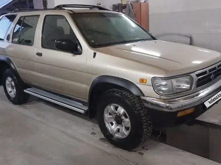 Nissan Pathfinder 1997 года за 3 500 000 тг. в Кулан – фото 2