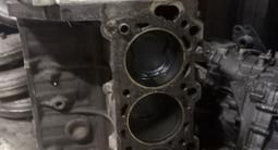 Блок двигателя 2UZ-FE 4.7 V8 в хорошем состоянии за 1 000 тг. в Алматы – фото 2