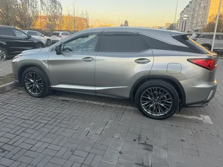 Lexus RX 200t 2018 года за 20 000 000 тг. в Астана – фото 4