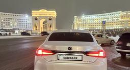 Lexus ES 250 2021 года за 23 300 000 тг. в Астана – фото 3