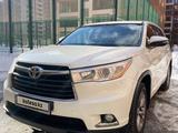 Toyota Highlander 2013 года за 14 500 000 тг. в Астана