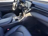 Toyota Camry 2023 года за 16 500 000 тг. в Астана – фото 2