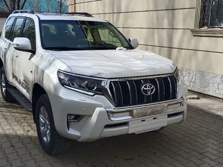 Toyota Land Cruiser Prado 2022 года за 35 500 000 тг. в Актобе – фото 8