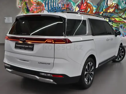 Kia Carnival 2023 года за 25 790 000 тг. в Алматы – фото 6