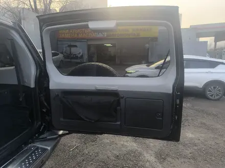 Mitsubishi Pajero 2000 года за 3 900 000 тг. в Алматы – фото 12