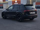 Volkswagen Tiguan 2021 года за 16 800 000 тг. в Костанай – фото 3