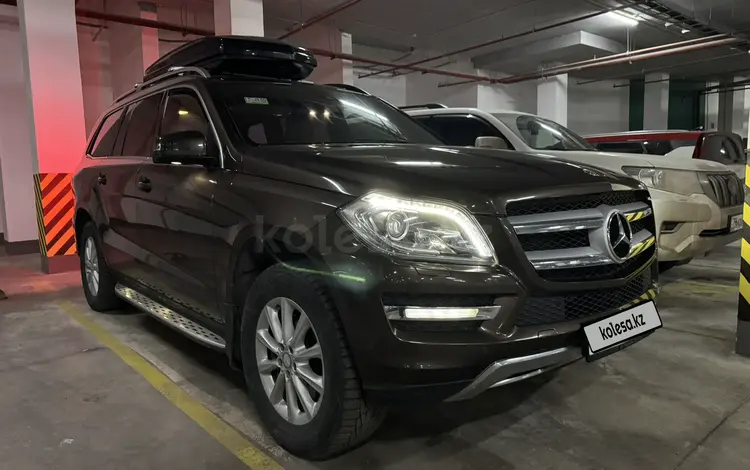 Mercedes-Benz GL 400 2014 года за 23 000 000 тг. в Астана