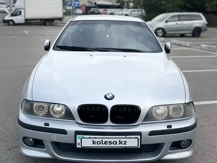 BMW 530 2000 года за 3 800 000 тг. в Алматы – фото 2