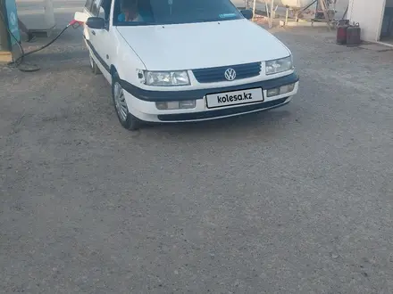 Volkswagen Passat 1996 года за 1 800 000 тг. в Кызылорда – фото 4
