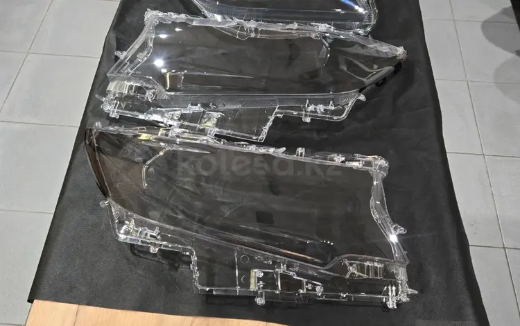 На Toyota Land Cruiser Prado рест/дорест качественные стёкла фар Алматы за 16 000 тг. в Уральск