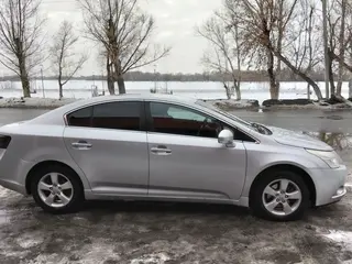 Toyota Avensis, 2010