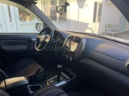 Toyota RAV4 2004 года за 5 700 000 тг. в Алматы – фото 10