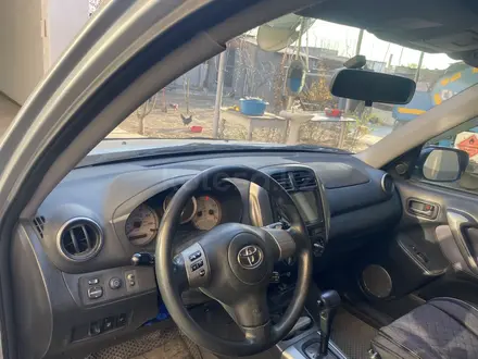 Toyota RAV4 2004 года за 5 700 000 тг. в Алматы – фото 11
