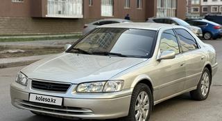 Toyota Camry 2001 года за 3 600 000 тг. в Астана