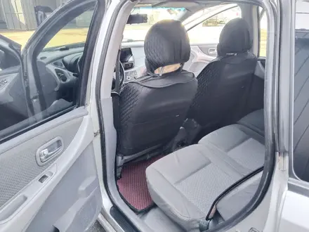 Nissan Almera Tino 2003 года за 1 800 000 тг. в Тараз – фото 22