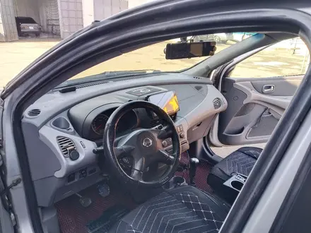 Nissan Almera Tino 2003 года за 1 800 000 тг. в Тараз – фото 23