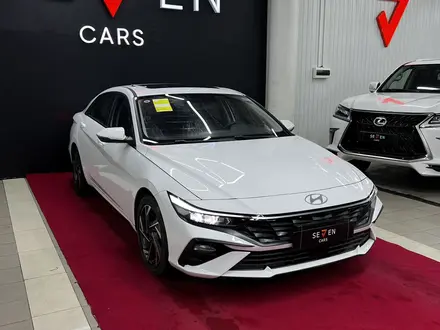 Hyundai Elantra 2023 года за 9 700 000 тг. в Астана – фото 2