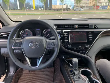 Toyota Camry 2019 года за 13 500 000 тг. в Астана – фото 10