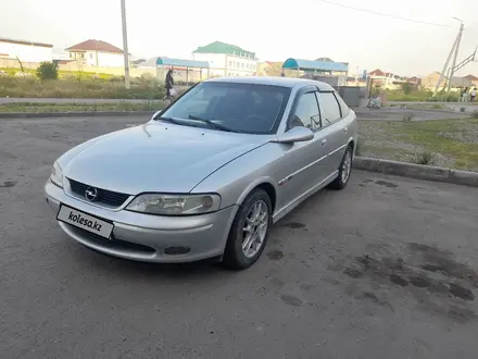 Opel Vectra 1997 года за 1 600 000 тг. в Каратау – фото 2