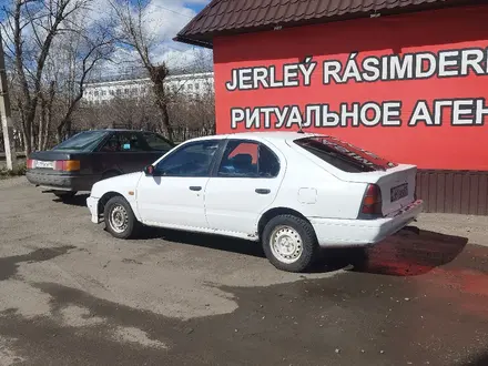 Nissan Primera 1992 года за 700 000 тг. в Петропавловск – фото 2