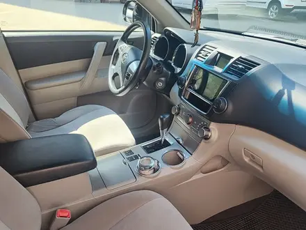 Toyota Highlander 2013 года за 12 000 000 тг. в Алматы – фото 6