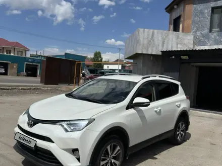 Toyota RAV4 2016 года за 9 000 000 тг. в Астана – фото 9