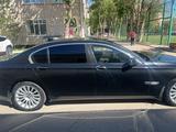 BMW 750 2008 года за 8 000 000 тг. в Актобе – фото 4