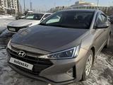 Hyundai Elantra 2020 годаfor8 200 000 тг. в Астана – фото 2