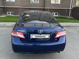 Toyota Camry 2011 года за 6 200 000 тг. в Актобе – фото 4