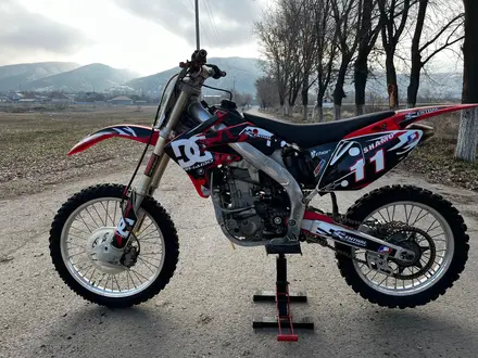 Honda  CRF 450R 2007 года за 1 800 000 тг. в Алматы