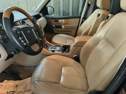 Land Rover Discovery 2015 года за 13 100 000 тг. в Алматы – фото 2