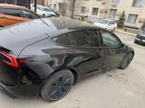 Tesla Model 3 2023 года за 15 000 000 тг. в Алматы – фото 4