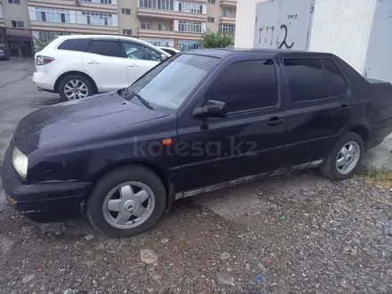 Volkswagen Vento 1994 года за 1 500 000 тг. в Тараз – фото 2