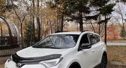 Toyota RAV4 2019 года за 14 190 000 тг. в Усть-Каменогорск – фото 5