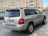 Toyota Highlander 2002 годаүшін5 800 000 тг. в Талдыкорган – фото 2