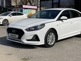Hyundai Sonata 2021 года за 9 800 000 тг. в Шымкент
