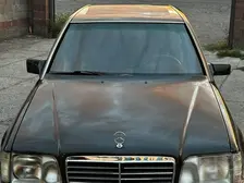 Mercedes-Benz E-Class, 1993