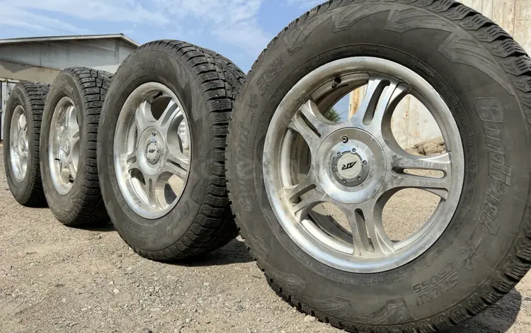 R 17 диски привозные ширина 7.5j et 25 с резиной 265-65-17 зима. за 165 000 тг. в Алматы