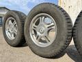 R 17 диски привозные ширина 7.5j et 25 с резиной 265-65-17 зима. за 165 000 тг. в Алматы – фото 6