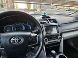 Toyota Camry 2014 годаүшін5 300 000 тг. в Актобе – фото 4