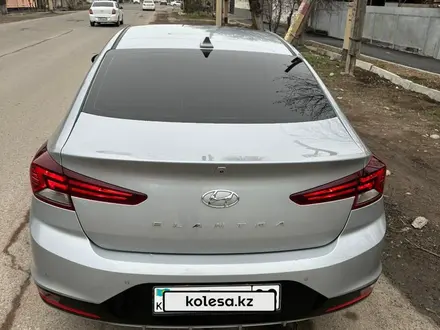 Hyundai Elantra 2019 года за 8 000 000 тг. в Тараз – фото 10