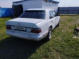 Mercedes-Benz E 200 1989 годаүшін850 000 тг. в Павлодар – фото 3