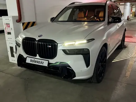 BMW X7 2023 года за 73 000 000 тг. в Астана